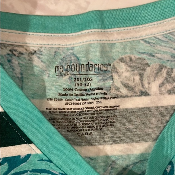 No Boundaries Teal and Black Floral Striped Short Sleeve Tee - Picture 2 of 3